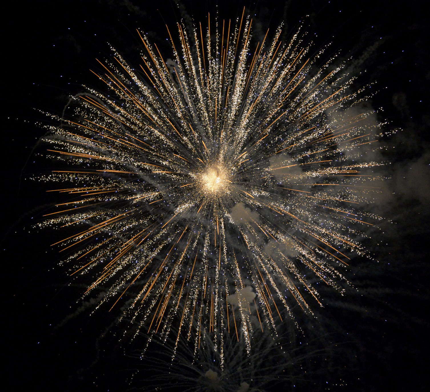 BR.fireworks.070518_HS_684 for RED 062819